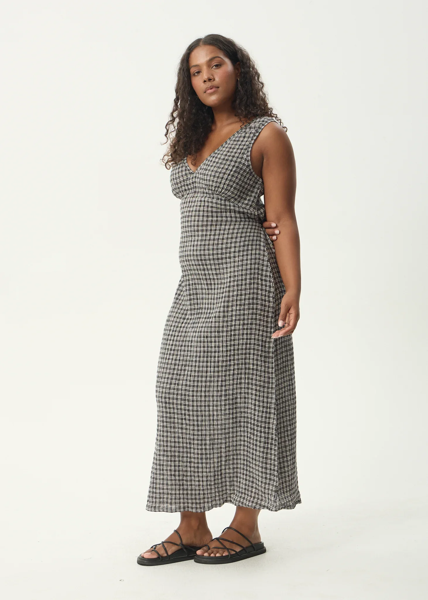 AFENDS Womens Asta Seersucker Maxi Dress in Steel Check - Image 9