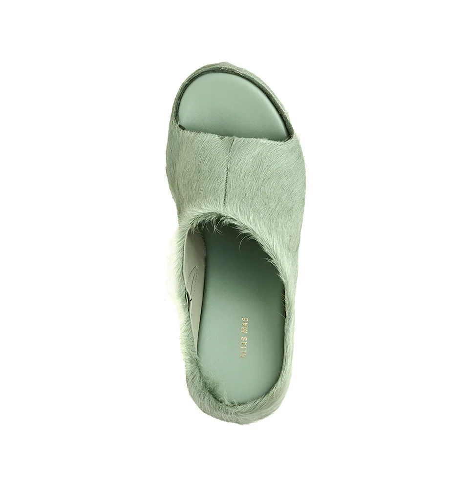 ALIAS MAE Womens Glaise Mules in Wasabi Pony - Image 2