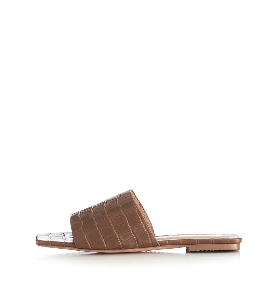 Alias Mae WOMENS PRISCILLA TAN SLIDES