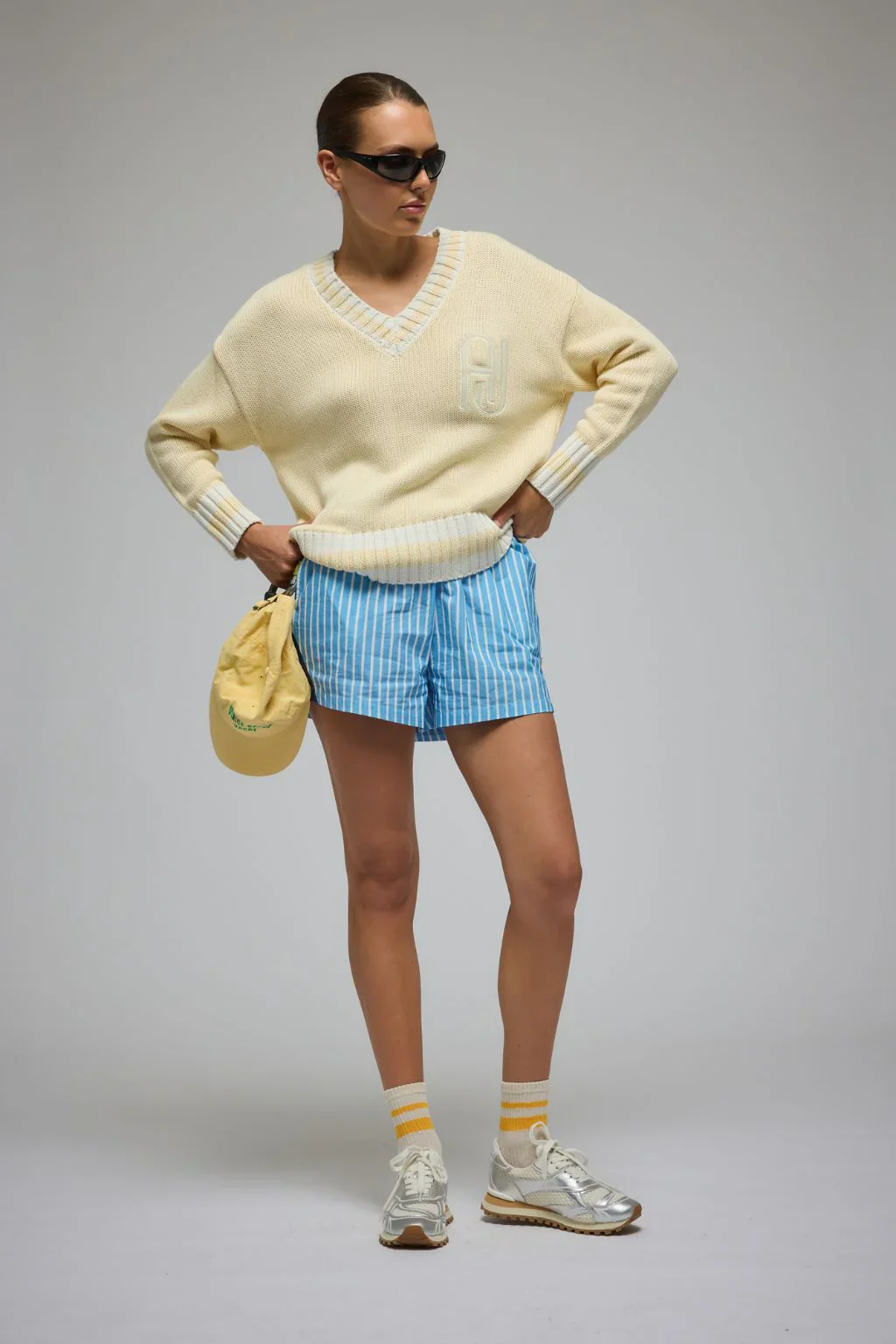 ARAMINTA JAMES Womens AJ V-Neck Knit Sweater Lemon Cream - Image 2