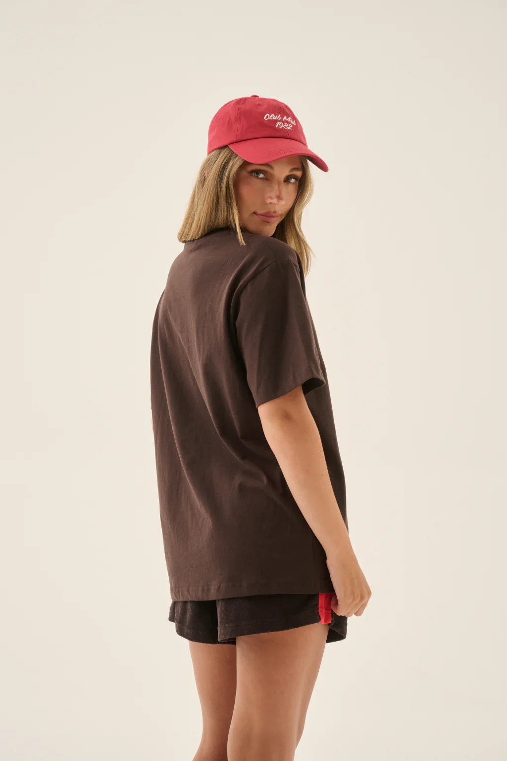 ARAMINTA JAMES Womens Chilli Tee in Mocha - Image 9