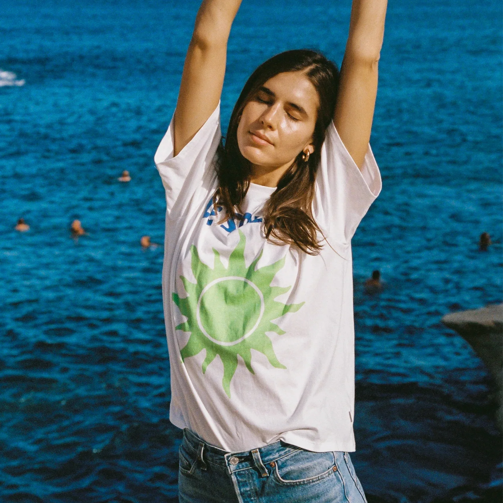 AUGUSTE THE LABEL Womens Le Soleil Boyfriend Tee in White - Image 5