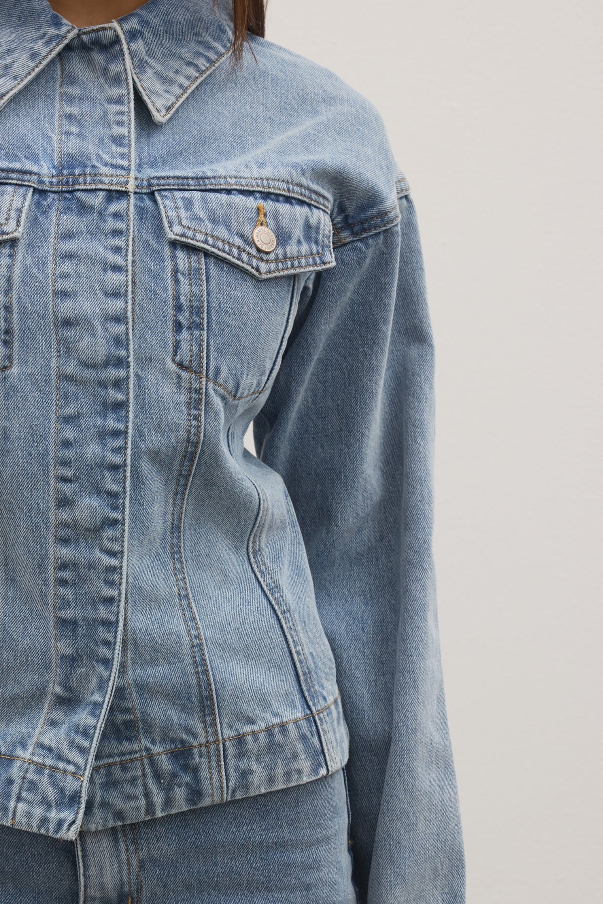 BAYSE BRAND Womens Aven Denim Jacket in Atlanta Blue - Image 2