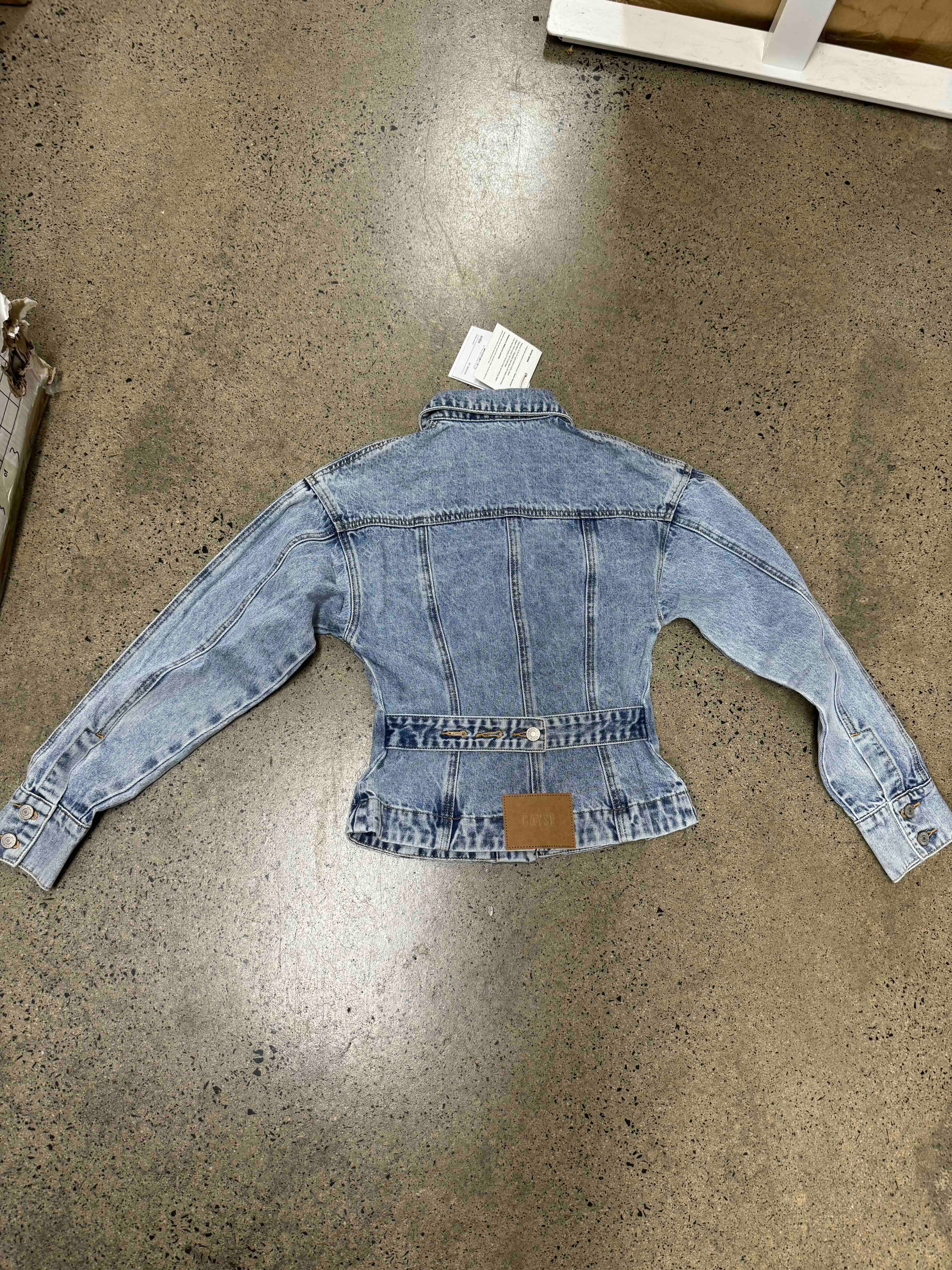 BAYSE BRAND Womens Aven Denim Jacket in Atlanta Blue - Image 7