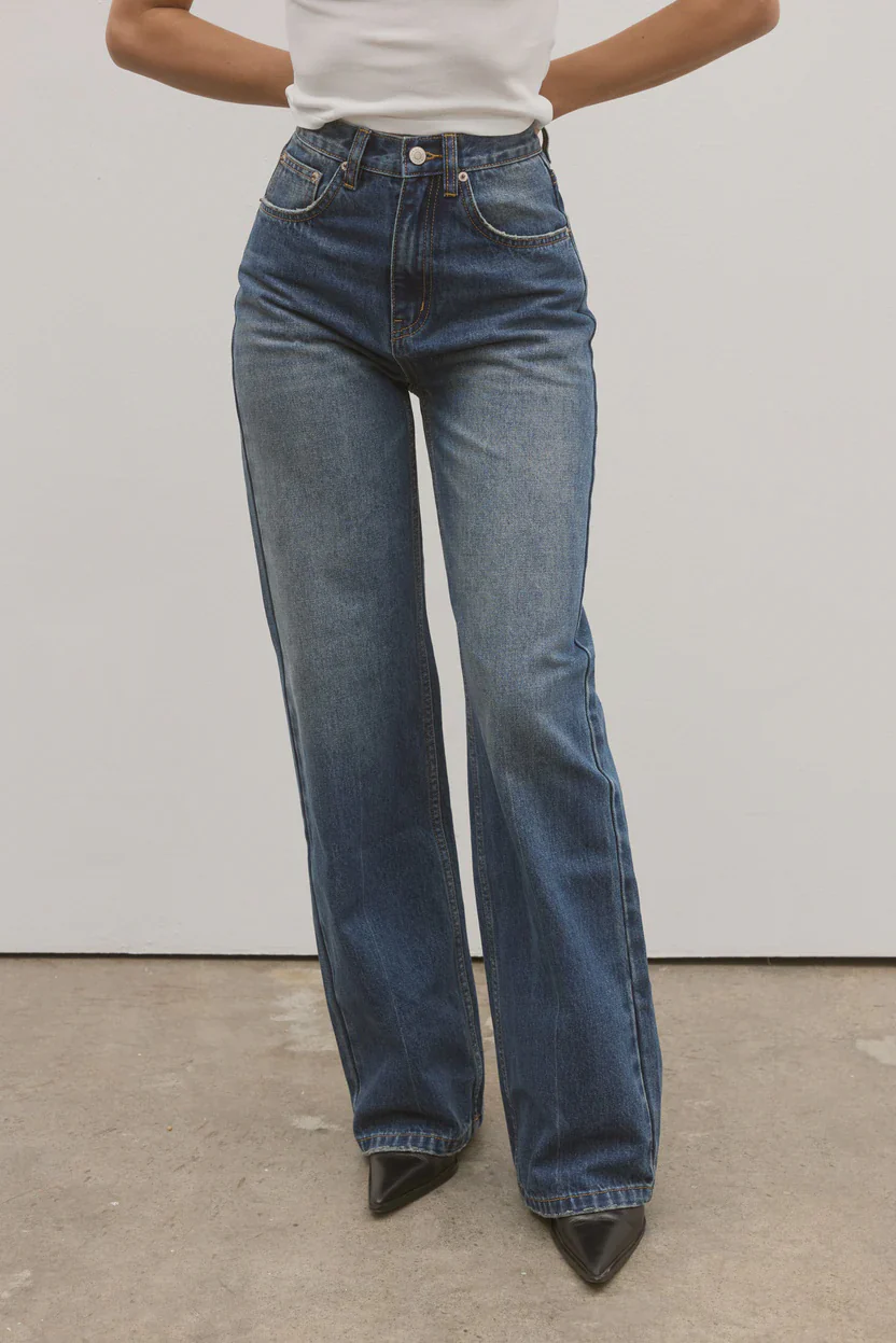 BAYSE BRAND Womens Camille Relaxed Flare Jean in Ash Tide