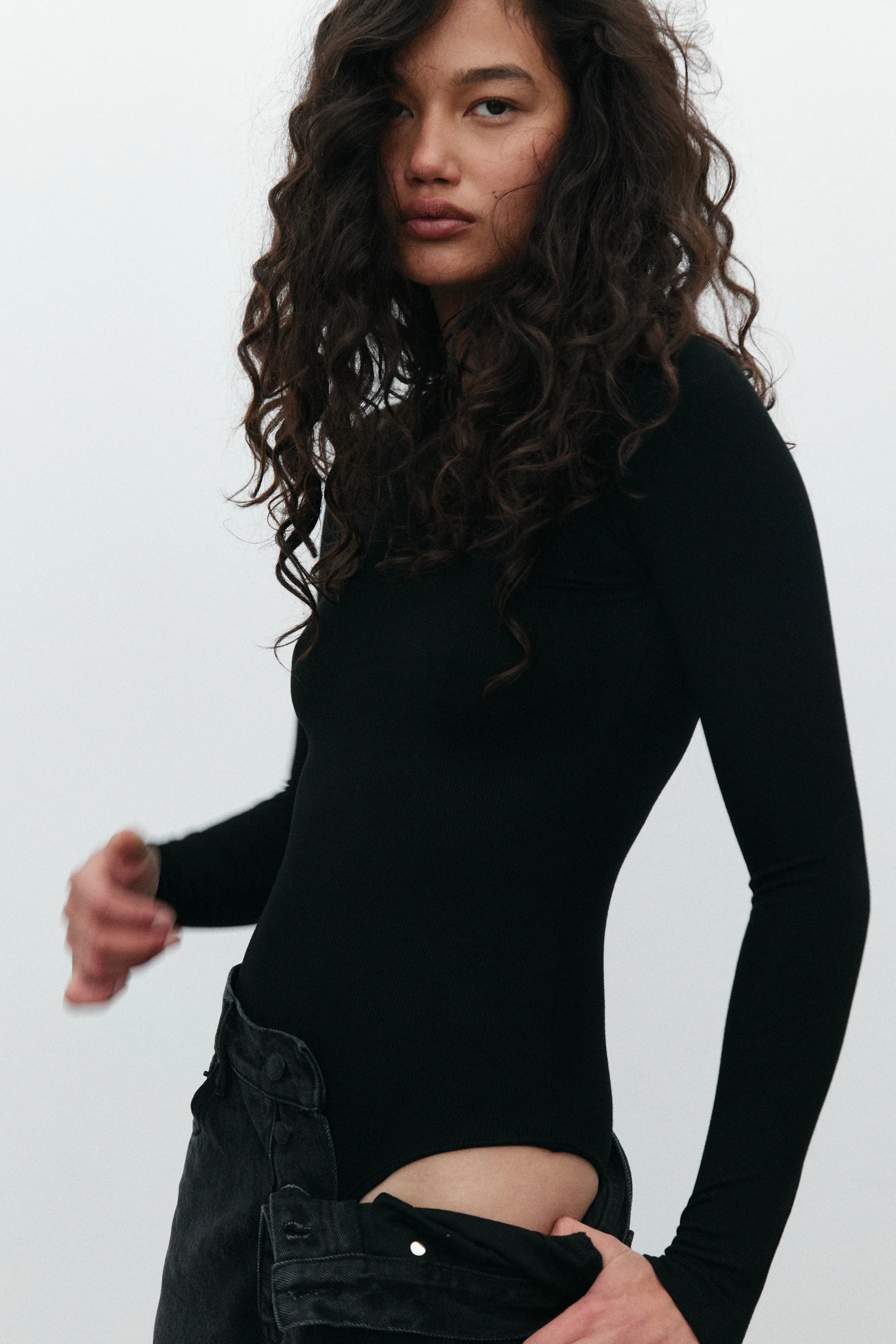 BAYSE BRAND Womens Elise Long Sleeve Bodysuit - Black - Image 6