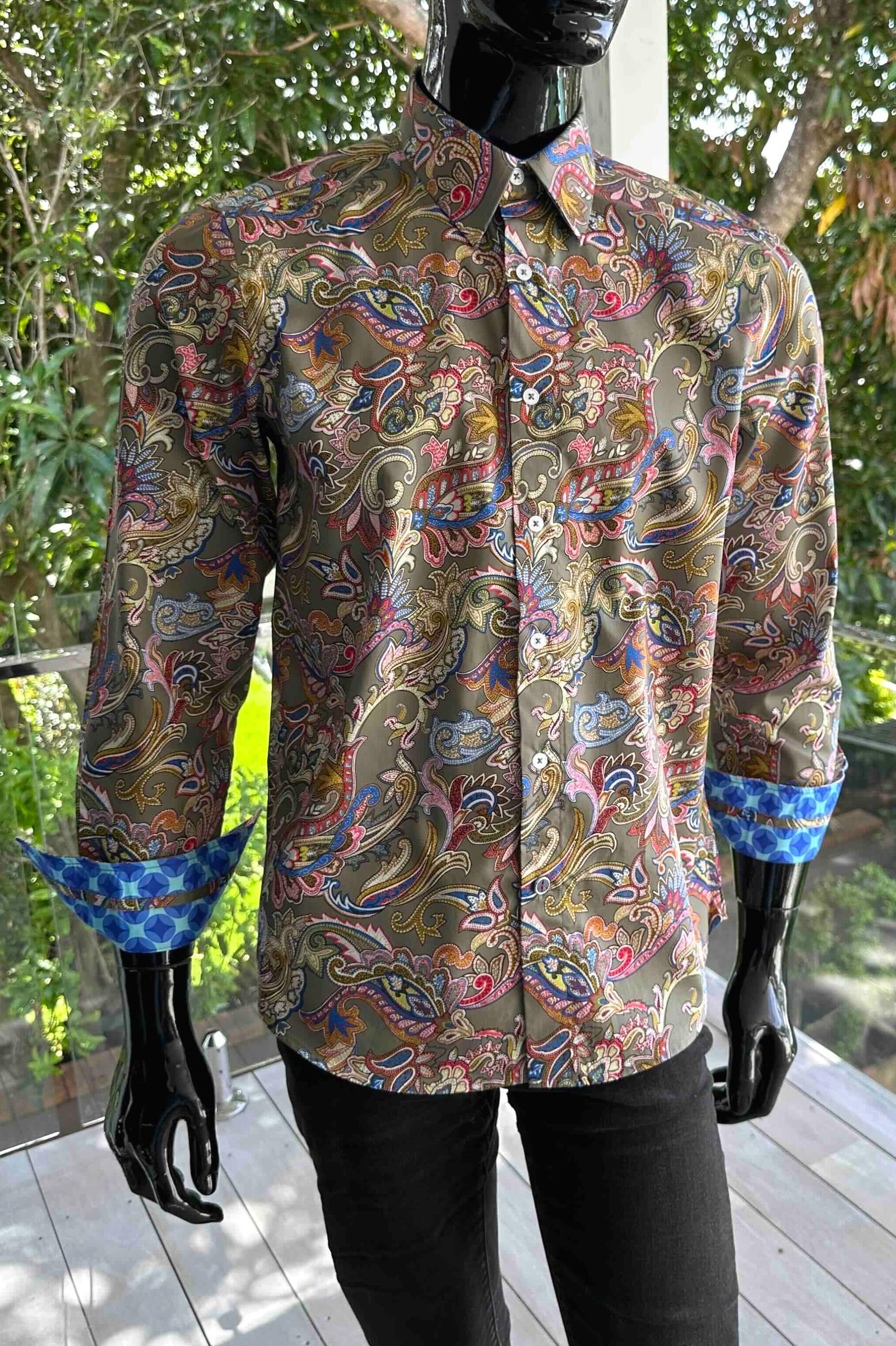 ENGLISH LAUNDRY Mens Villa Long Sleeve Shirt in Jungle Paisley - Image 8