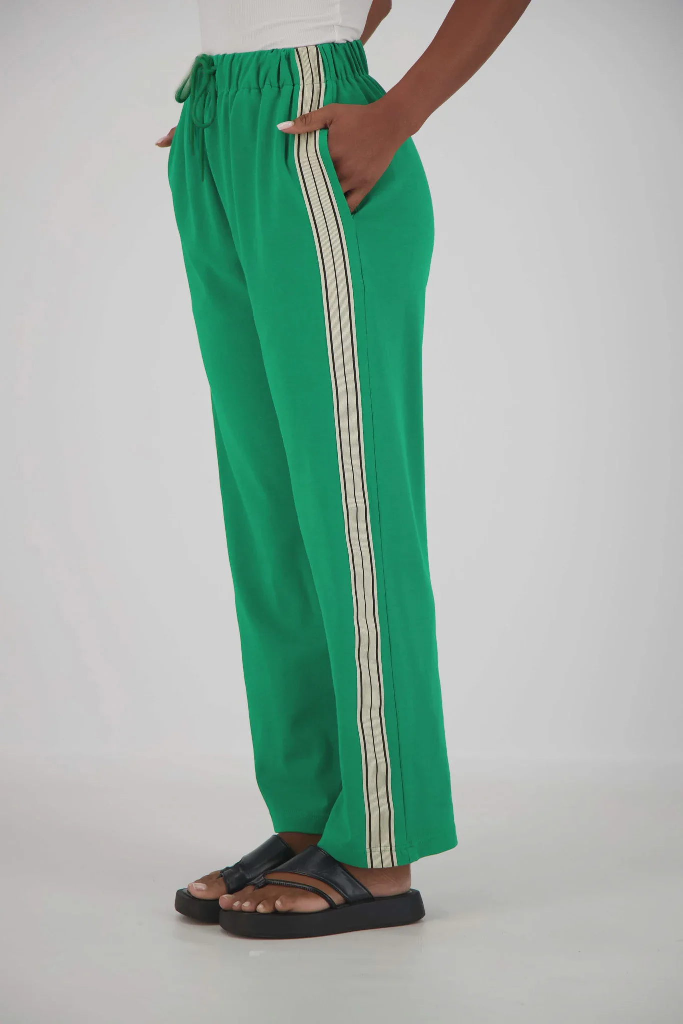 JASMINE ALEXA Panarea Trackpant in Green