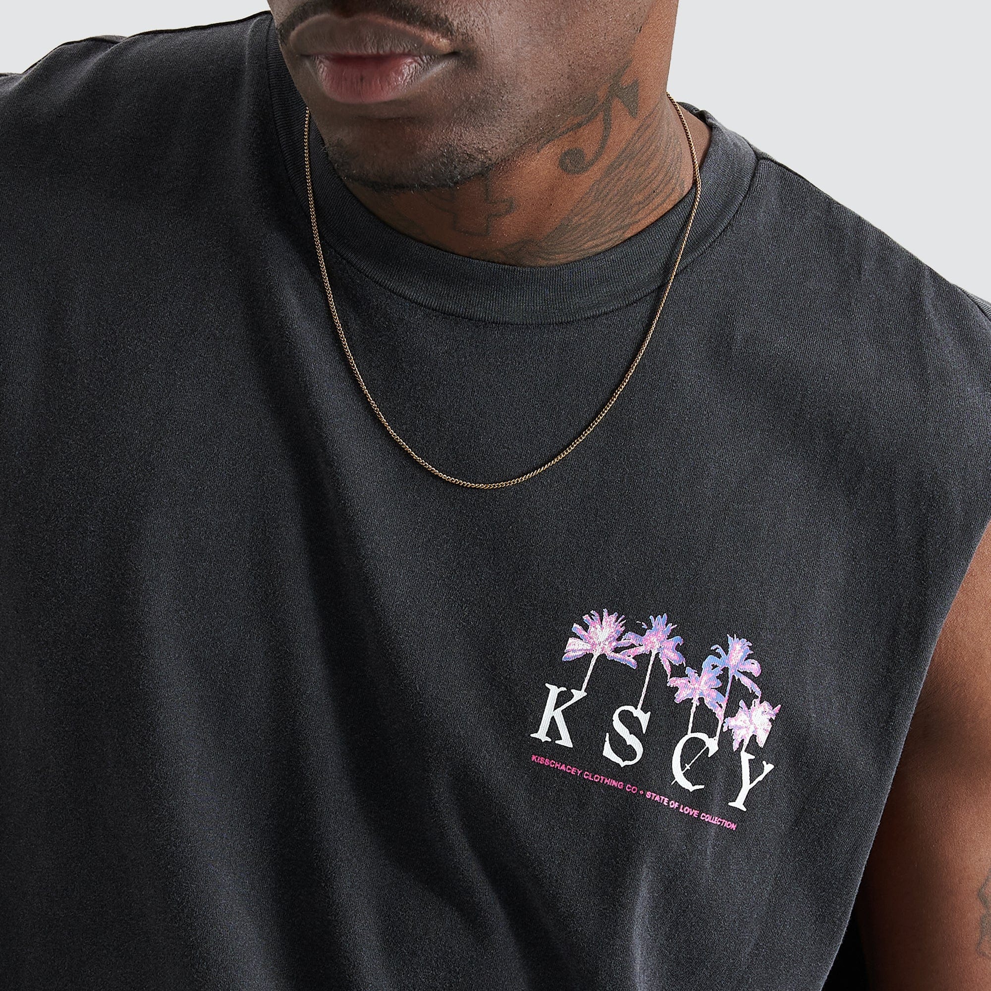 KISS CHACEY Mens Inheritance Relaxed Fit Muscle Tee Shirt - Mineral Black - Image 7