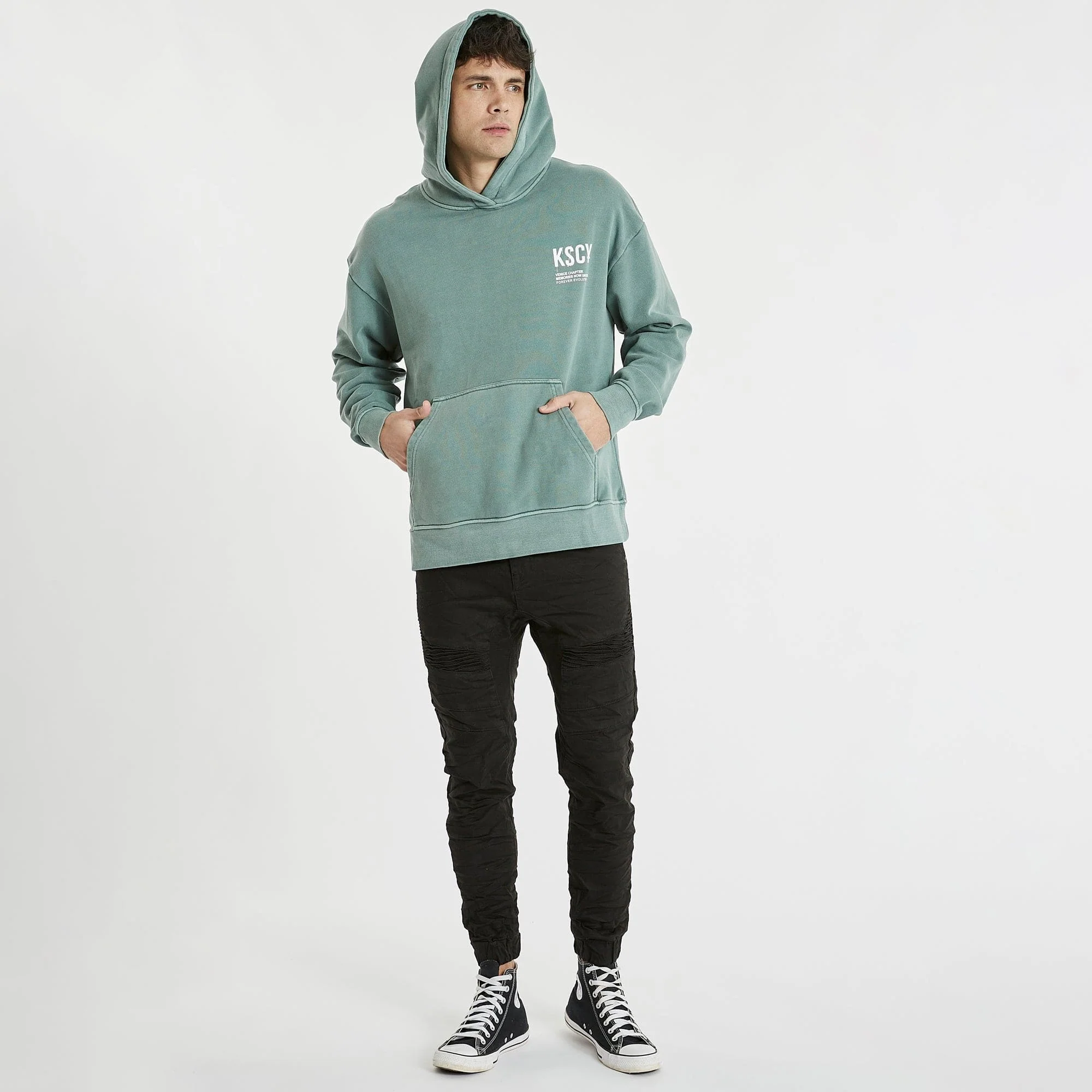 KISS CHACEY Mens Truxton Relaxed Hooded Sweater Pigment Silver Pine - Image 5