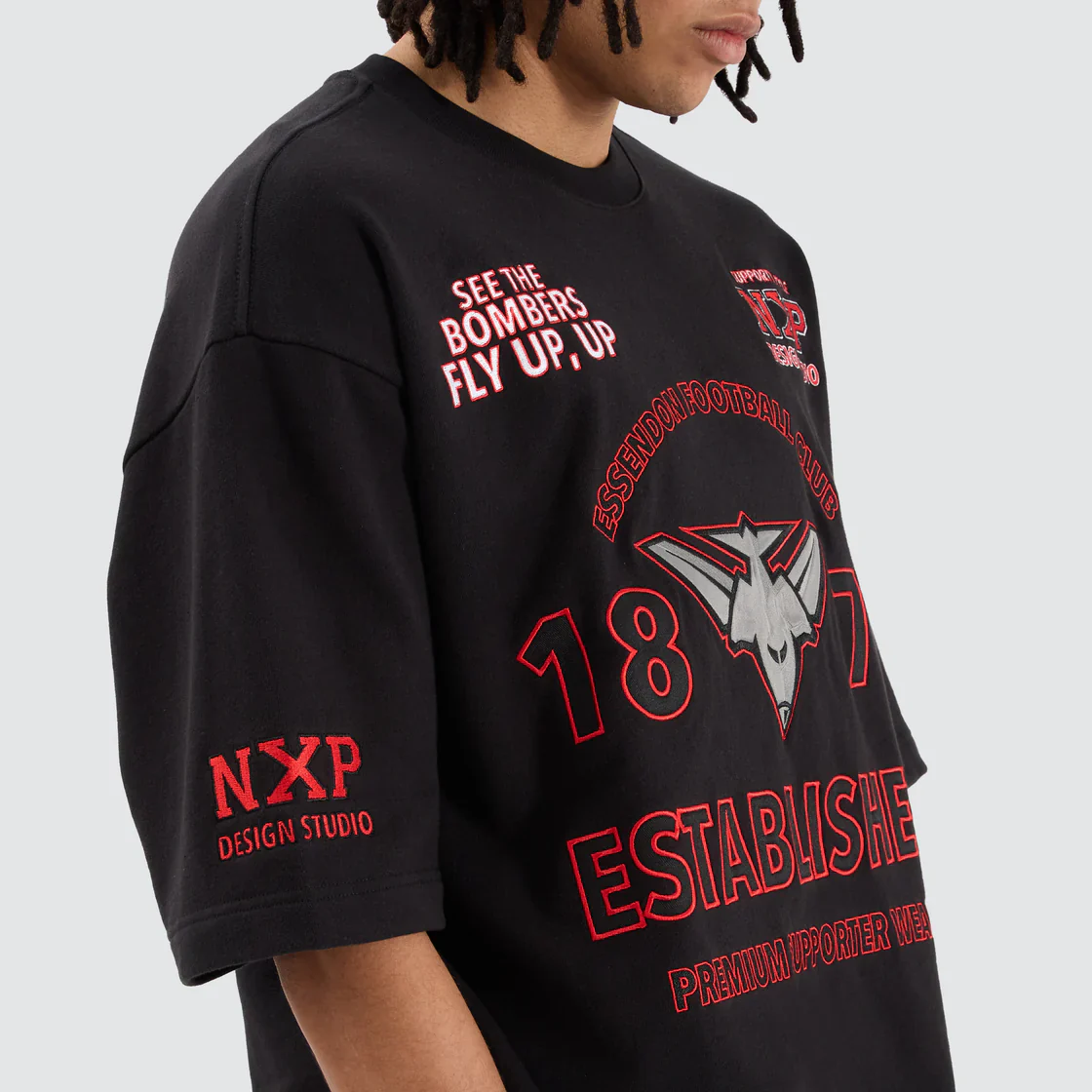 NENA & PASADENA ¬†AFL Mens Essendon Bombers Mega Loop Back Tee Shirt - Jet Black - Image 5