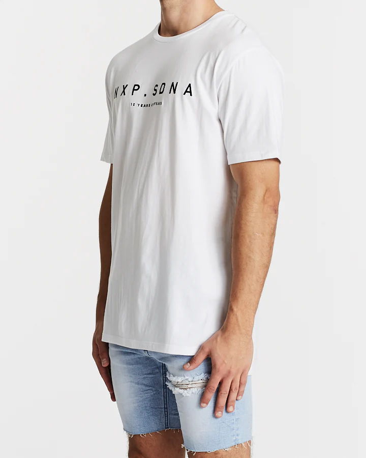Nena Pasadena MENS BEHAVIOUR STEP HEM TEE - WHITE - Image 3