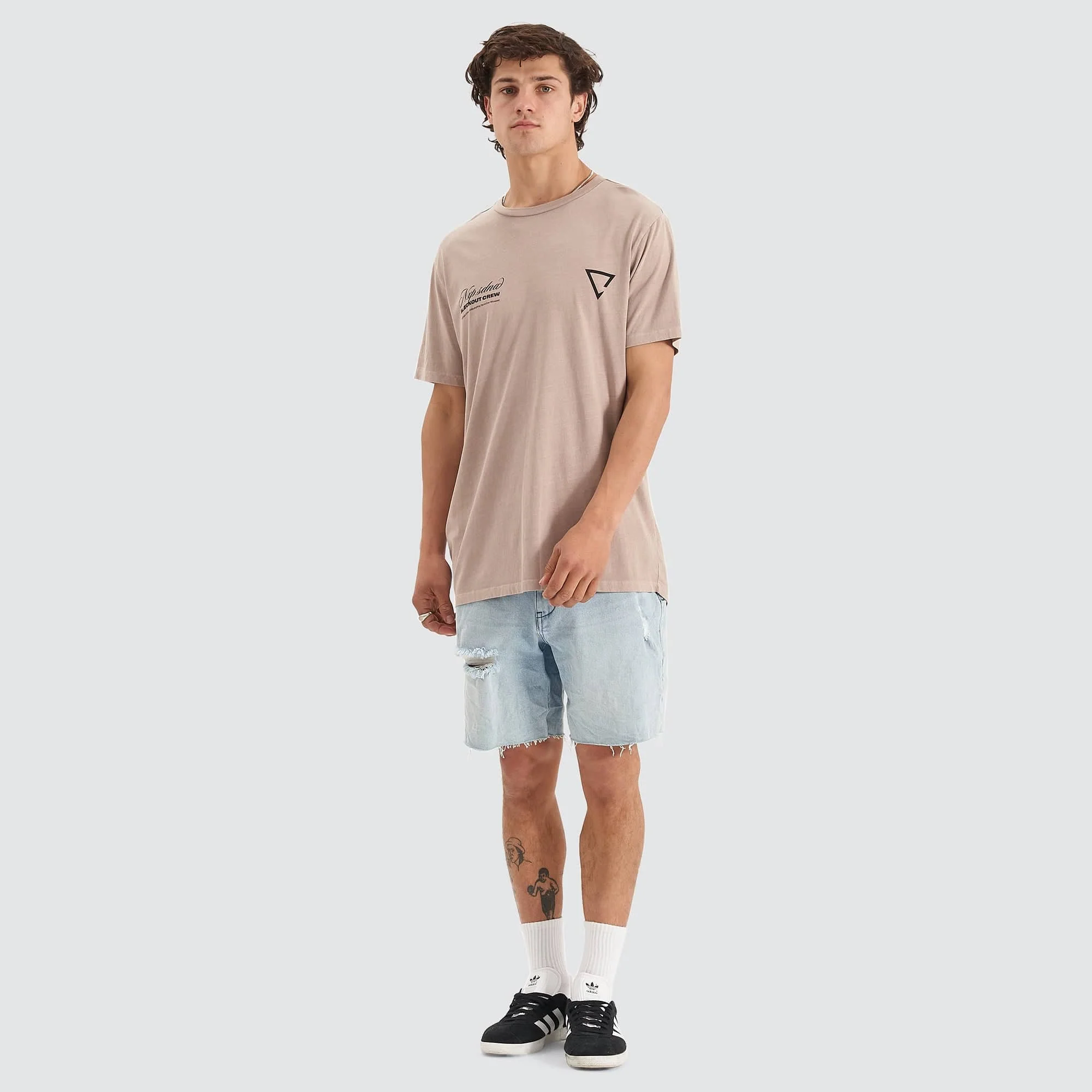 NENA & PASADENA Mens Blackout Cape Back Tee Shirt - Pigment Etherea Grey - Image 3