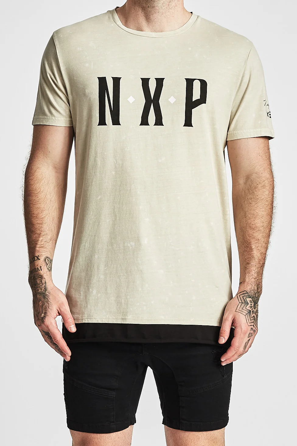 Nena Pasadena MENS IS IT LIVE STANDARD FIT TEE SHIRT WITH LAYERED HEM ACID STONE