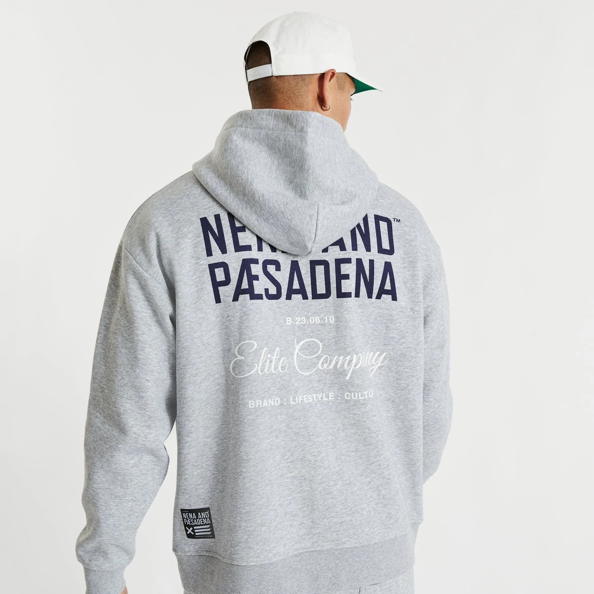 NENA & PASADENA Mens Tournament Relaxed Hoodie Sweater Grey Marle - Image 9
