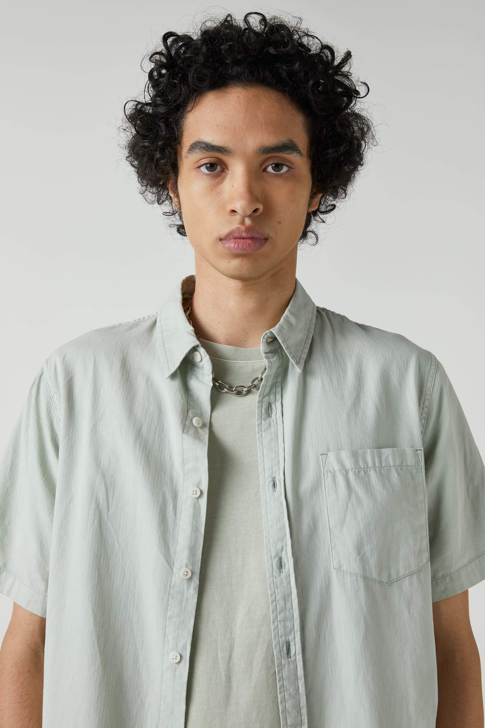 NEUW Mens Everyday HB Short Sleeve Shirt - Washed Organic Sage - Image 4