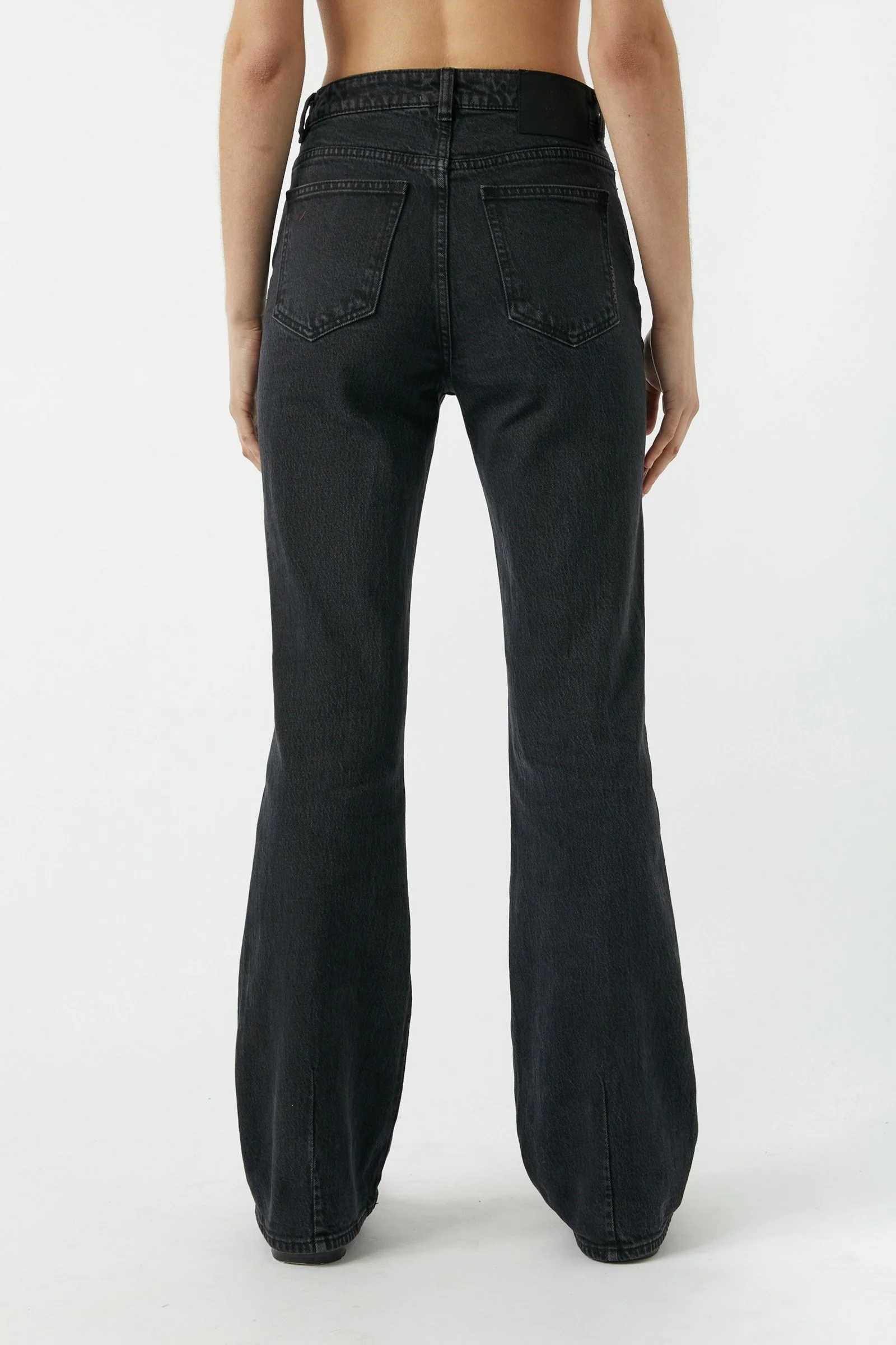 NEUW Womens Debbie Bootcut Jeans - Call Me - Image 6