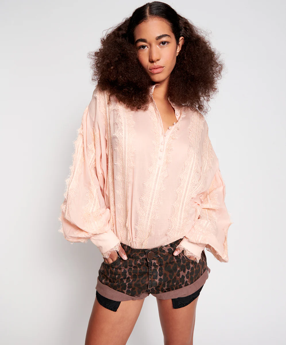 One Teaspoon WOMENS BRONZE LEOPARD BANDITS DENIM SHORTS - Image 2