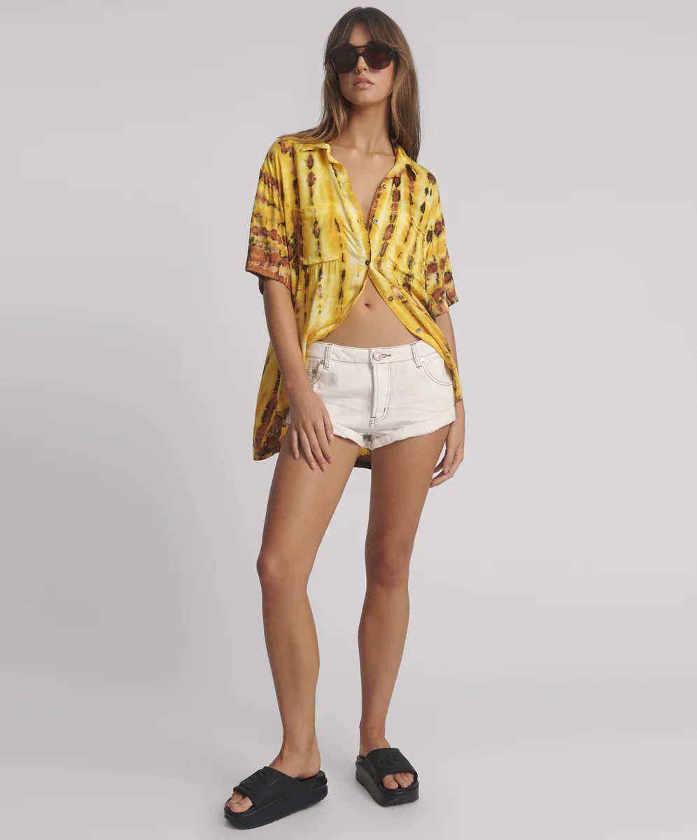 ONE TEASPOON Womens Tropical Satin Hand Printed Short Sleeve Shirt - Yellow - Image 6
