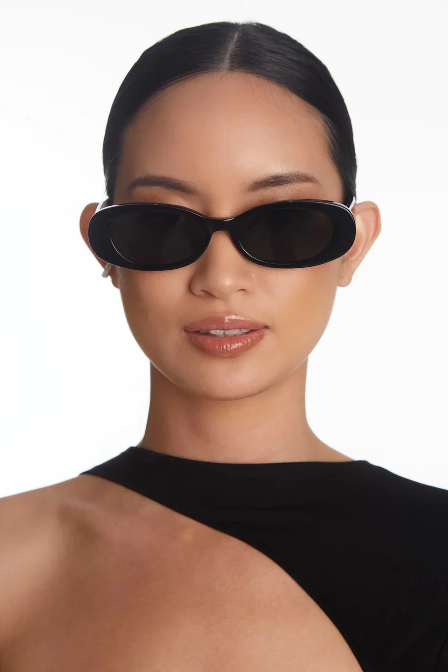 OSCAR & FRANK Citra Sunglasses Gloss Black/ White - Image 7