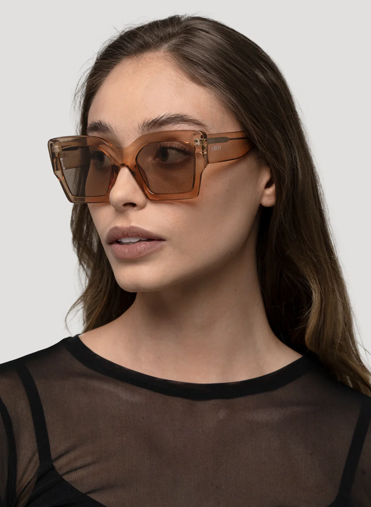 OTRA EYEWEAR Pipa Sunglasses- Transparent Gold/ Brown - Image 6