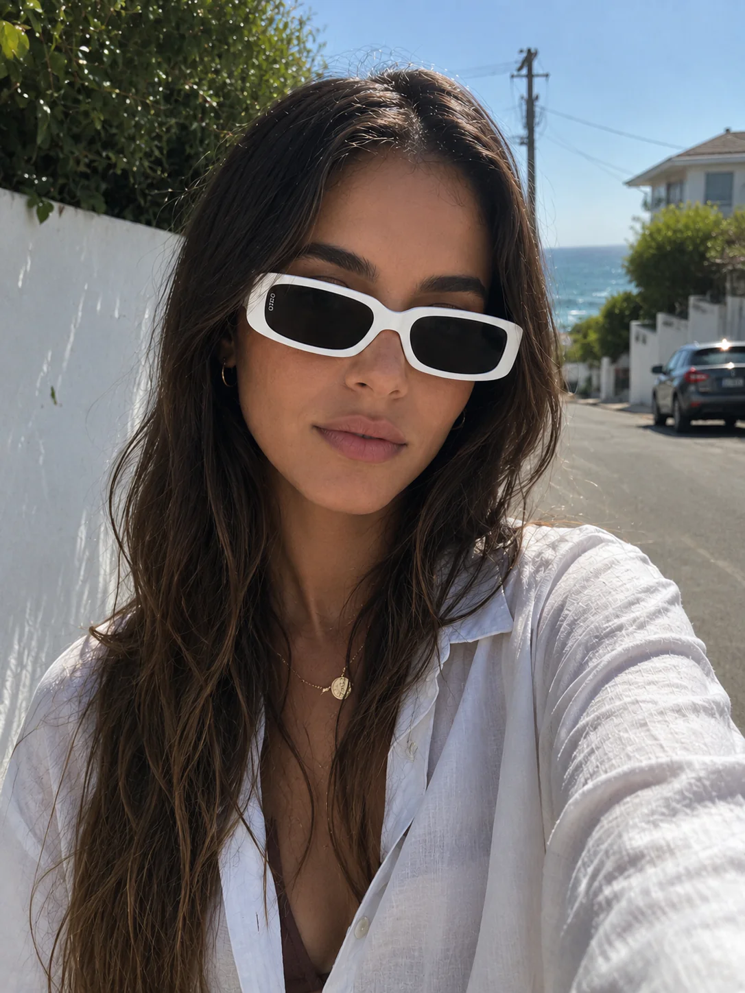 OTRA EYEWEAR Sunny Sunglasses - White/ Smoke