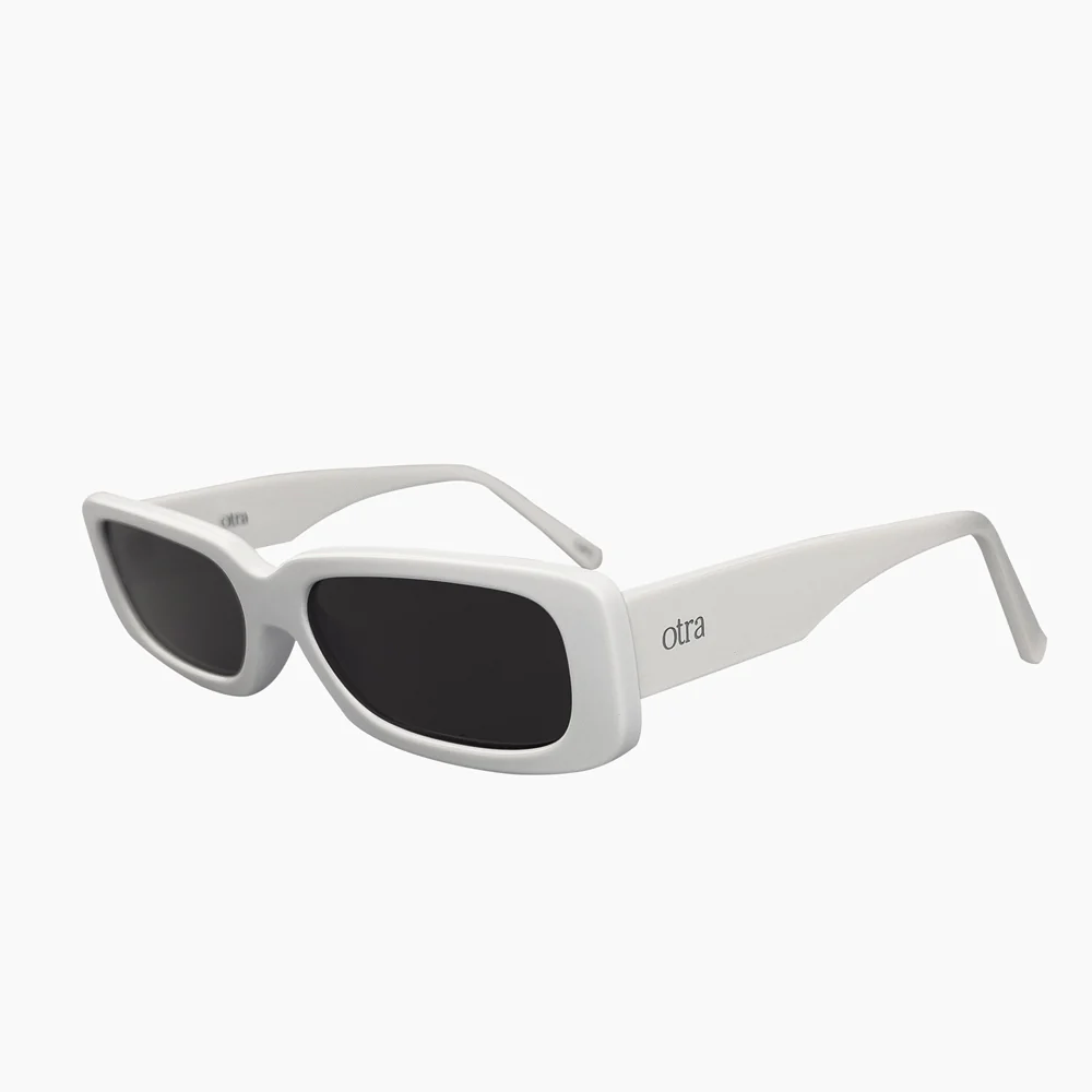 OTRA EYEWEAR Sunny Sunglasses - White/ Smoke - Image 6