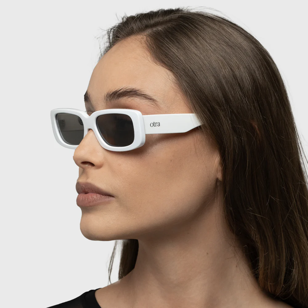 OTRA EYEWEAR Sunny Sunglasses - White/ Smoke - Image 7