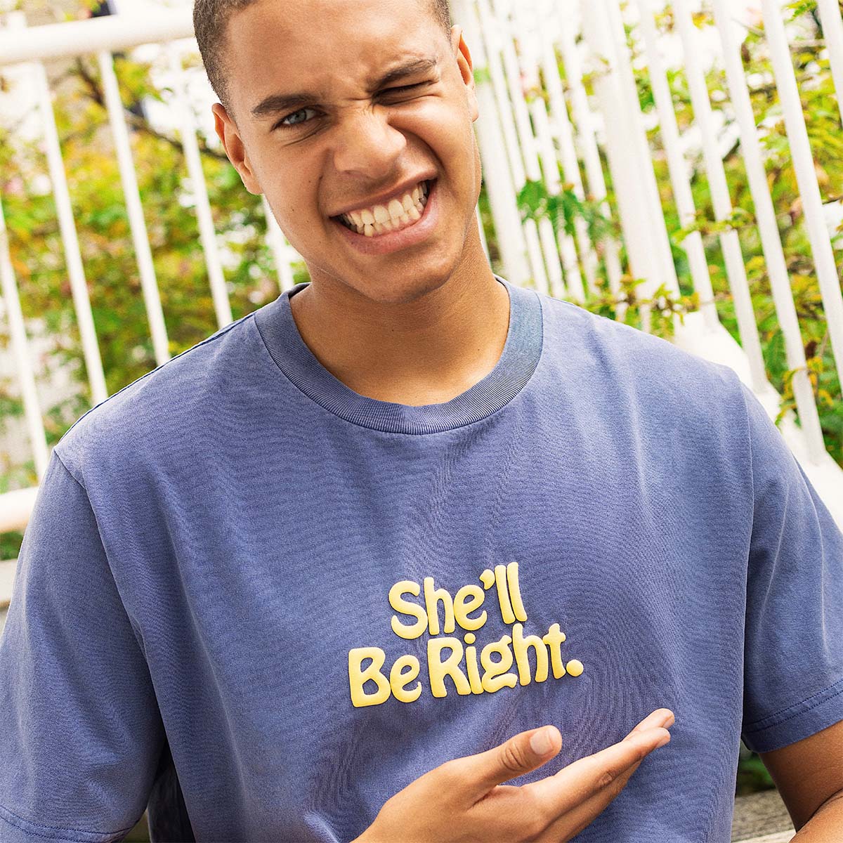 SKWOSH CLUB Mens She'll Be Right Regular Tee - Navy - Image 7
