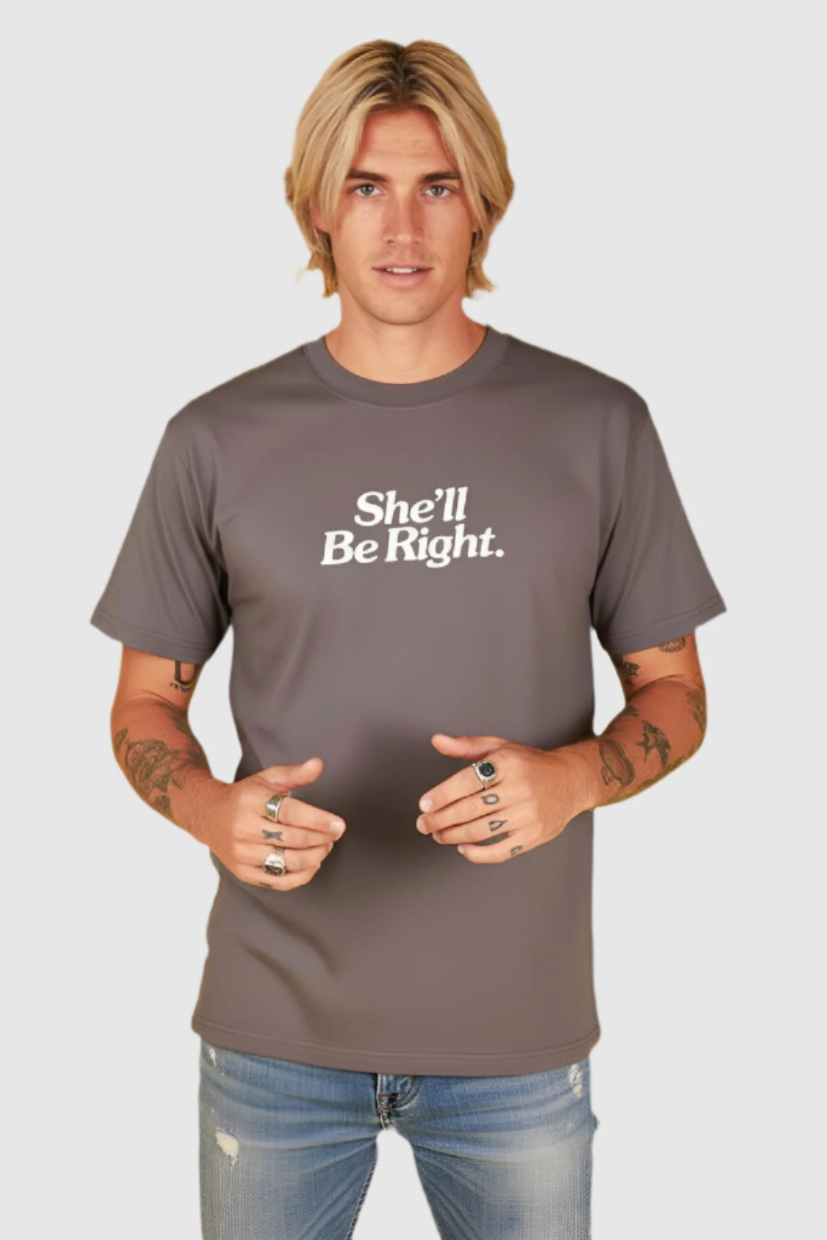 SKWOSH CLUB Mens She'll Be Right Slang Tee in Charcoal