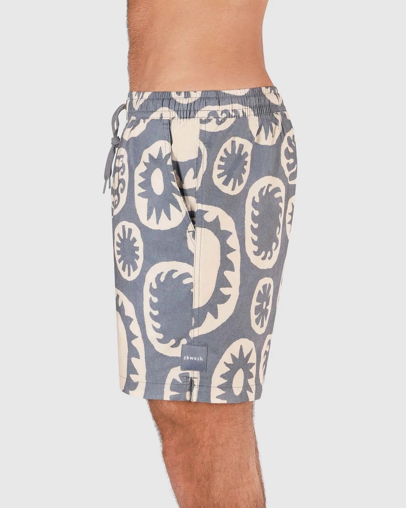 SKWOSH Mens Sunburst Everyday Shorts in Charcoal - Image 2