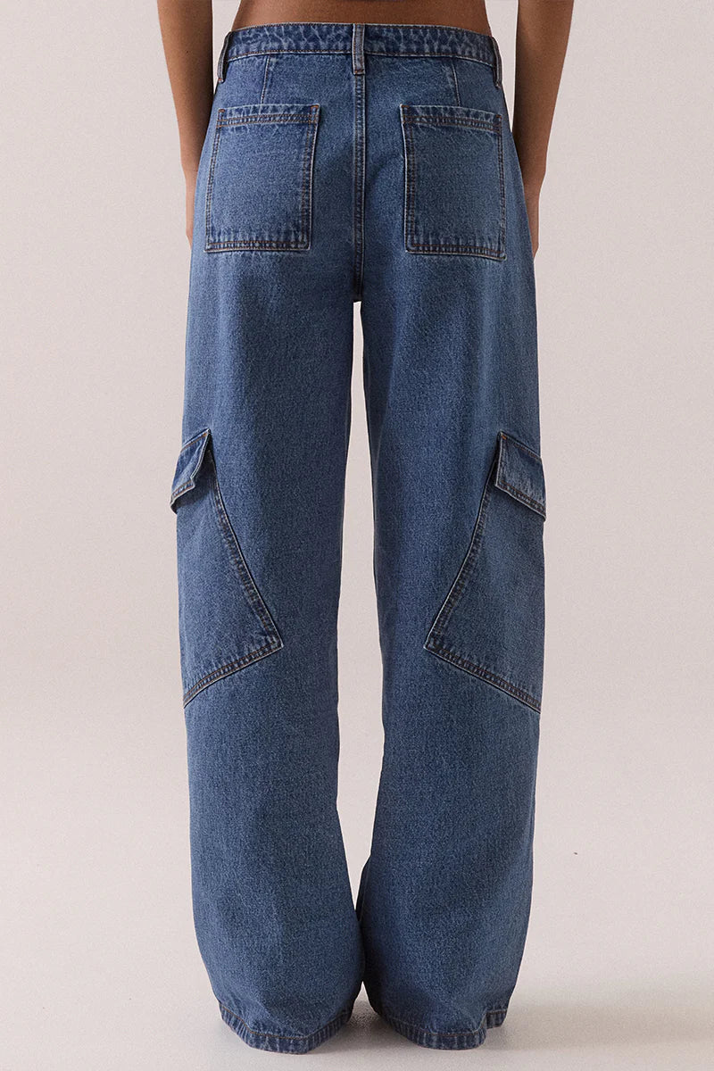 SOVERE Womens Everett Cargo Jean in Worn Blue - Image 5