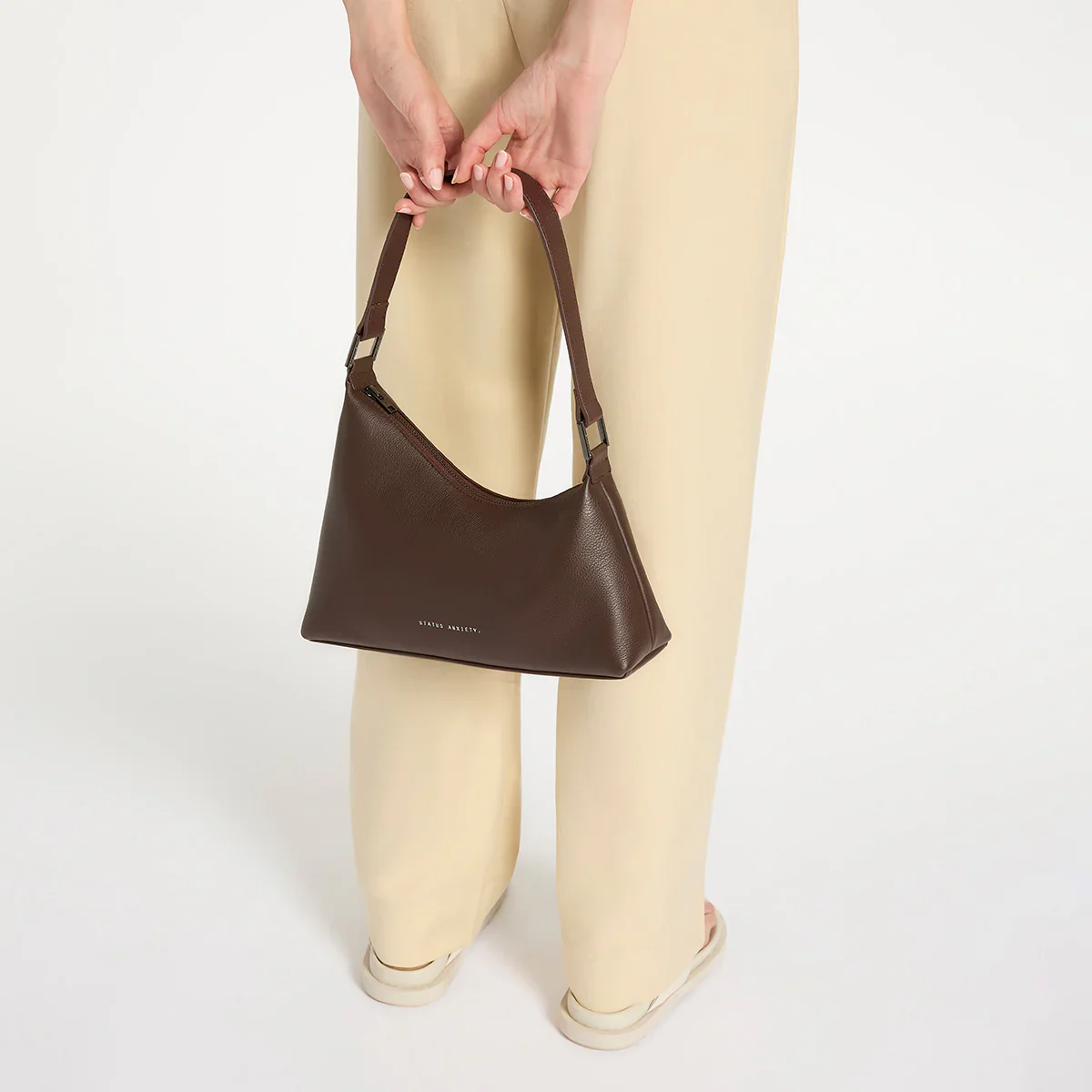 STATUS ANXIETY Womens Reverie Leather Bag - Cocoa - Image 10