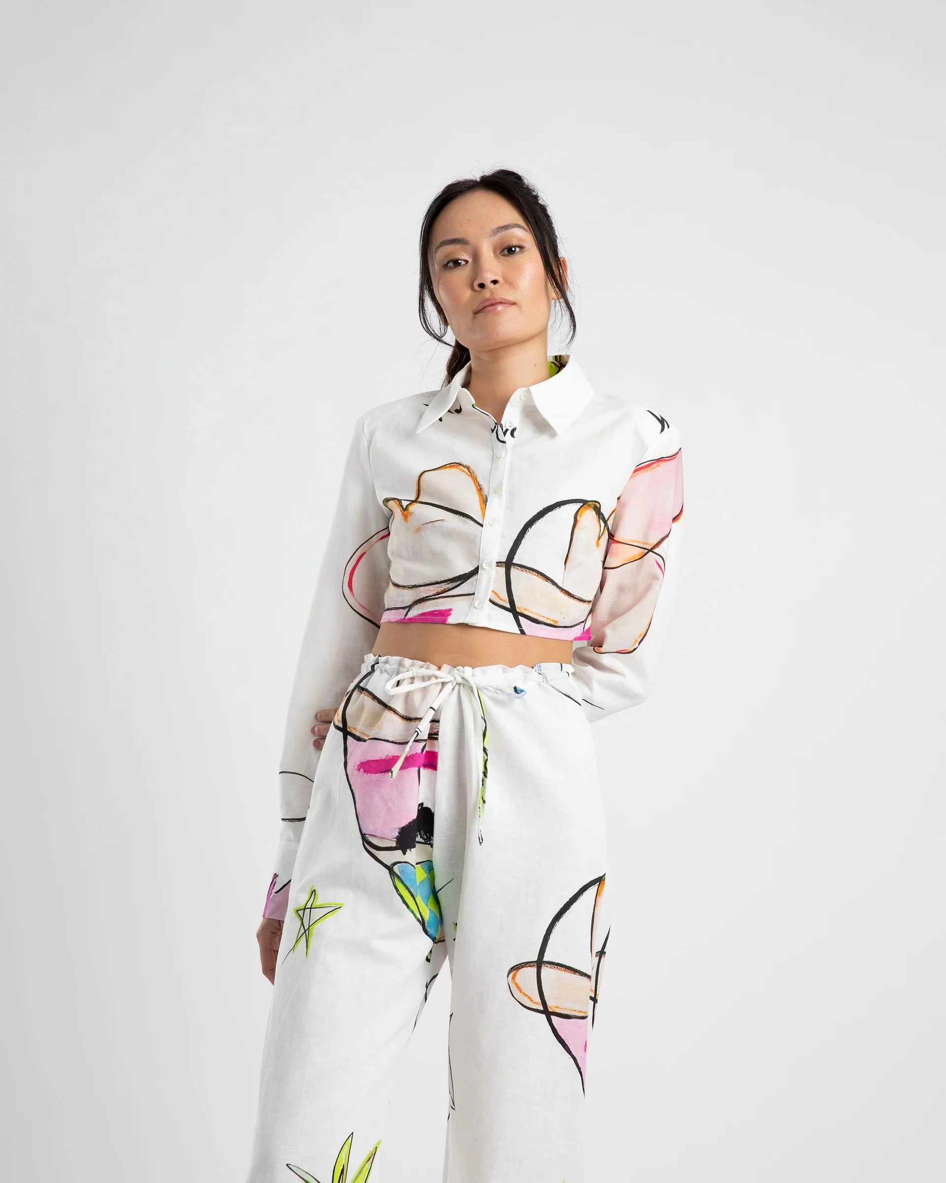 SUMMI SUMMI Womens Cropped Structured Linen Shirt Cowboi Print - Image 3