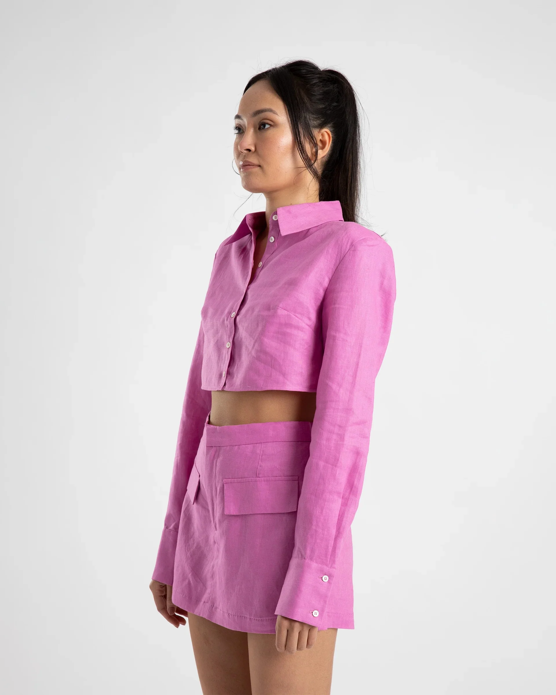 SUMMI SUMMI Womens Cropped Structured Linen Shirt Fuchsia - Image 5