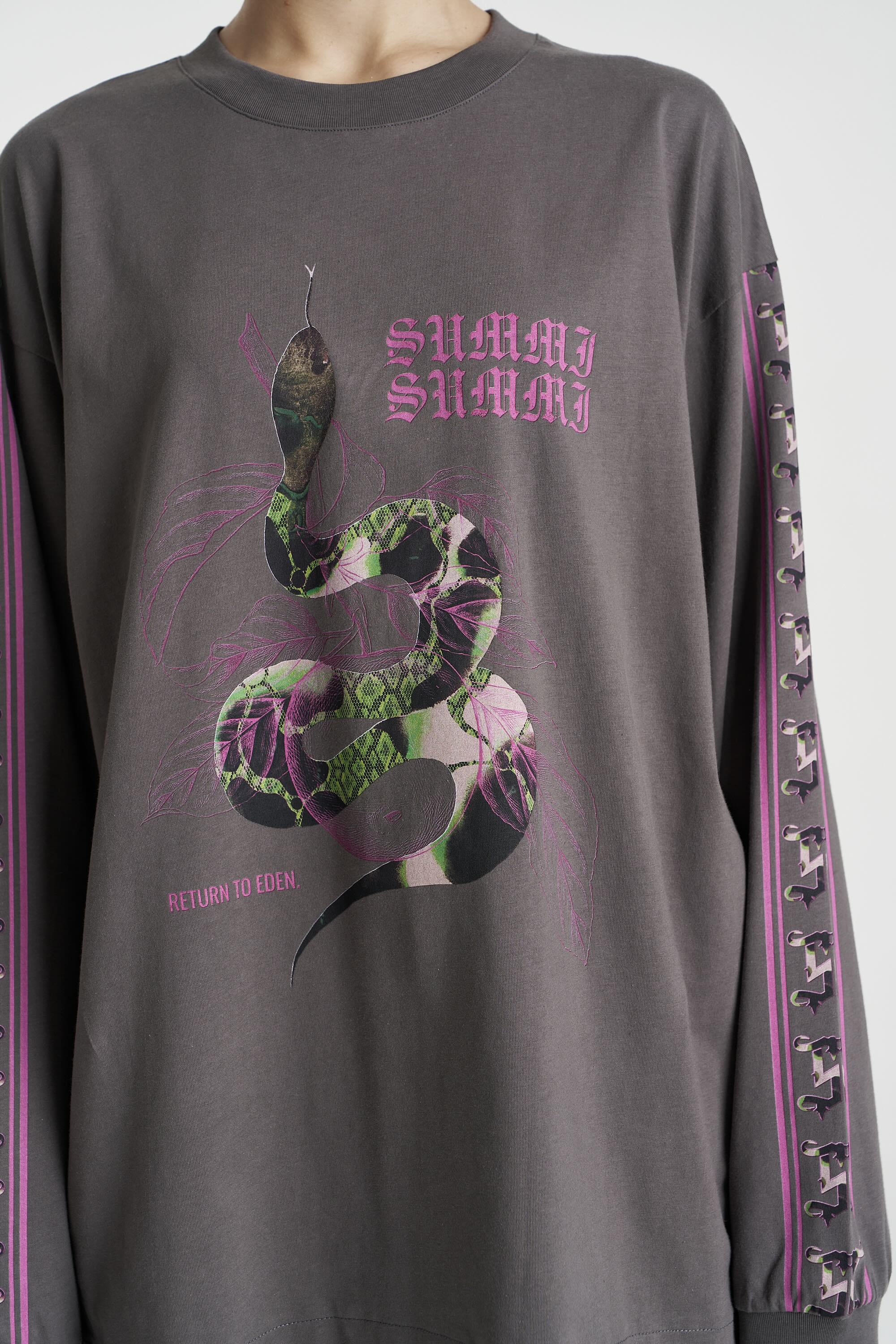 SUMMI SUMMI Womens Eden Long Sleeve Tee in Shadow - Image 10