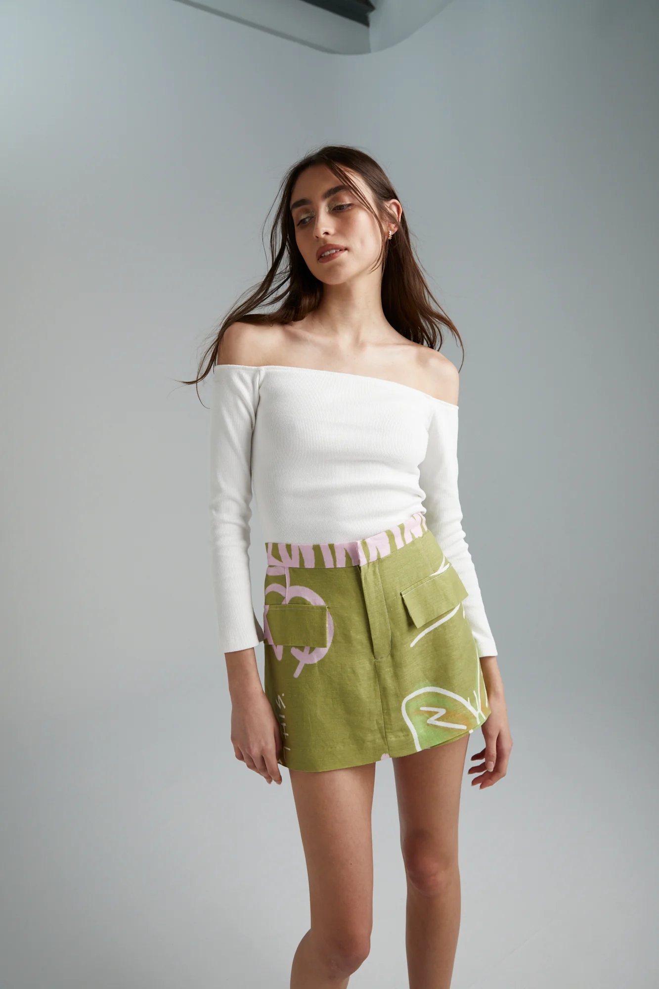 SUMMI SUMMI Womens Linen Skort - Graffiti Butterfly Khaki - Image 9