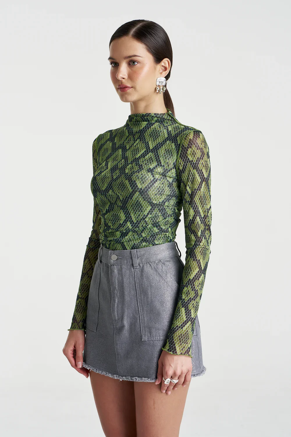 SUMMI SUMMI Womens Mesh Long Sleeve Rouched Skivvy in Viper - Image 2