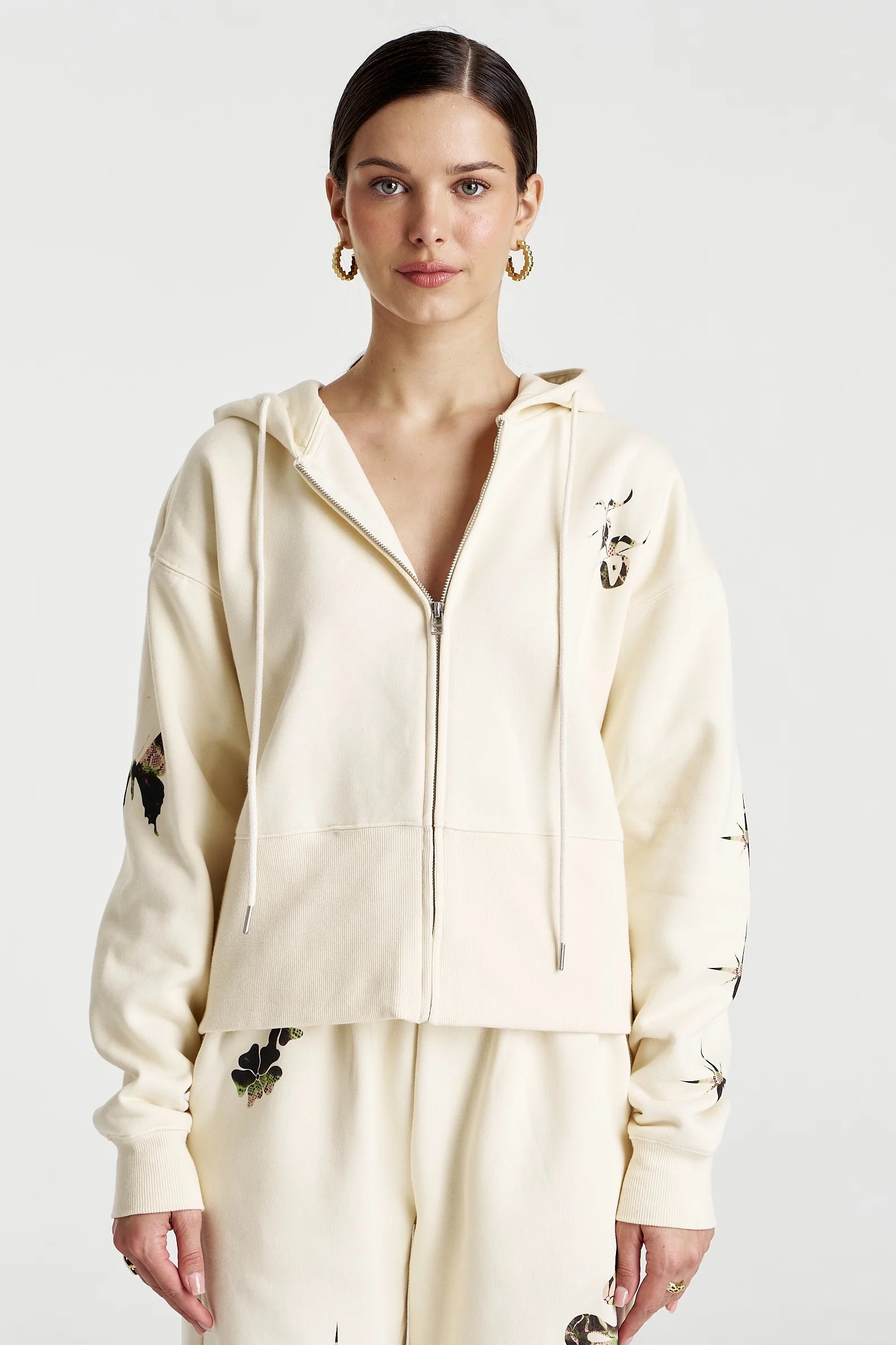 SUMMI SUMMI Womens Motif Hoodie in Vanilla