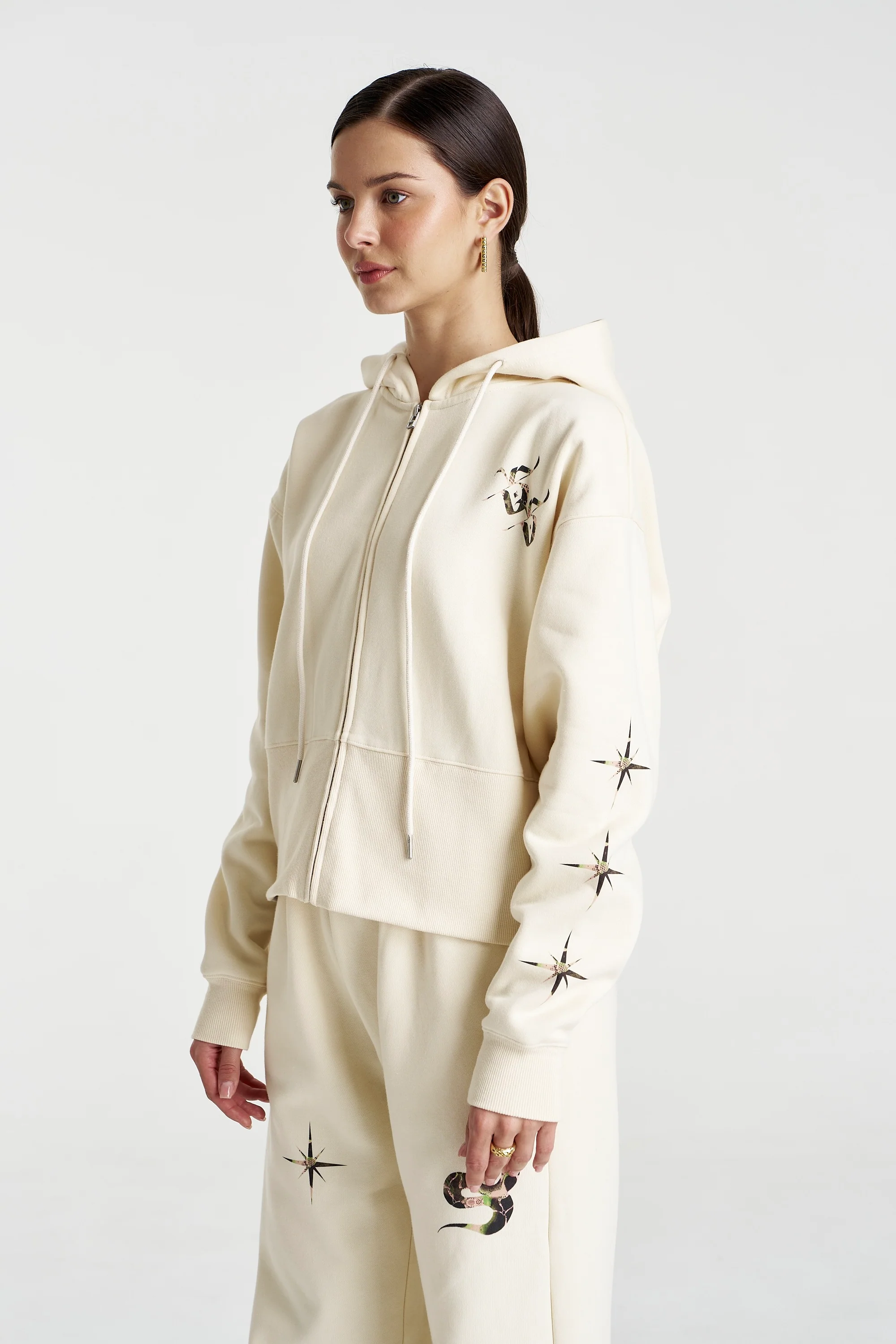 SUMMI SUMMI Womens Motif Hoodie in Vanilla - Image 8
