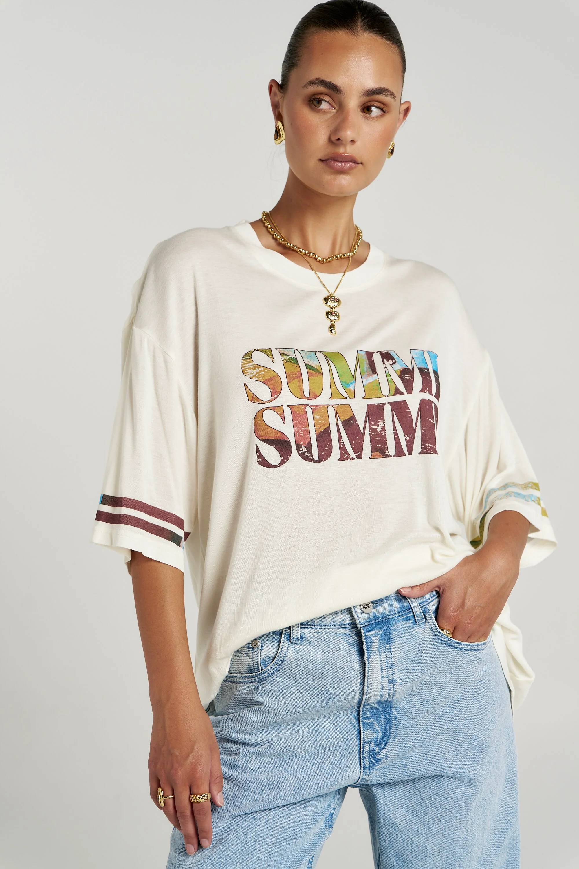 SUMMI SUMMI Womens Oversized Tee in Wonderland - Image 4