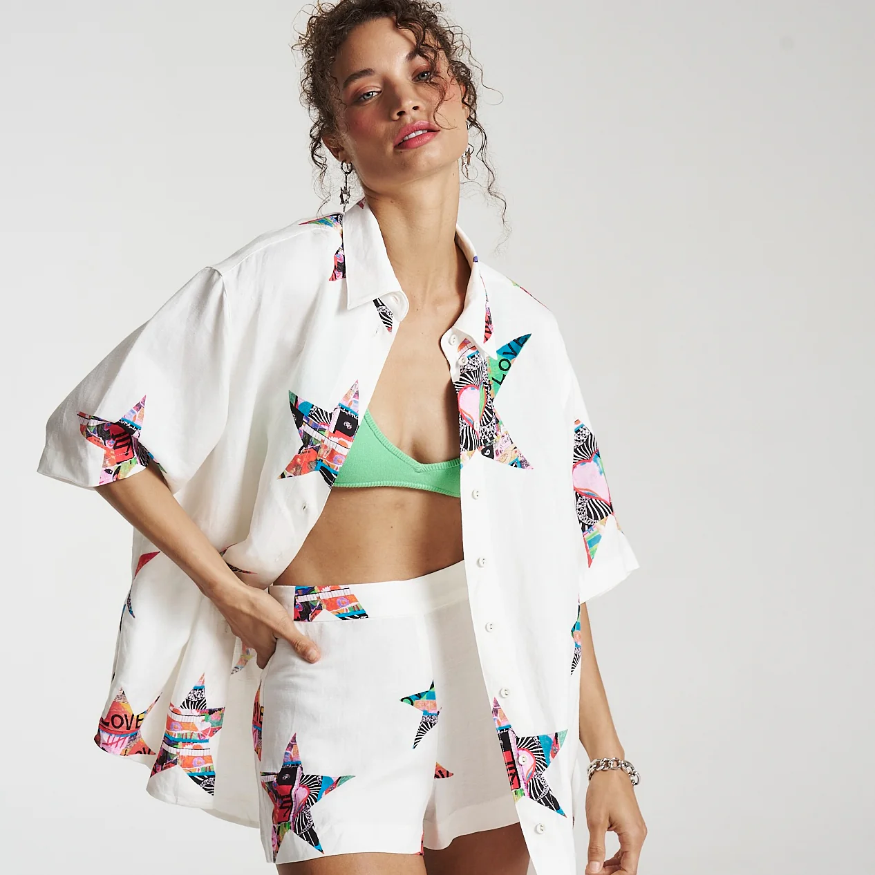 SUMMI SUMMI Womens Sig Fitted Linen Shorts - Star X Lovers - Image 7