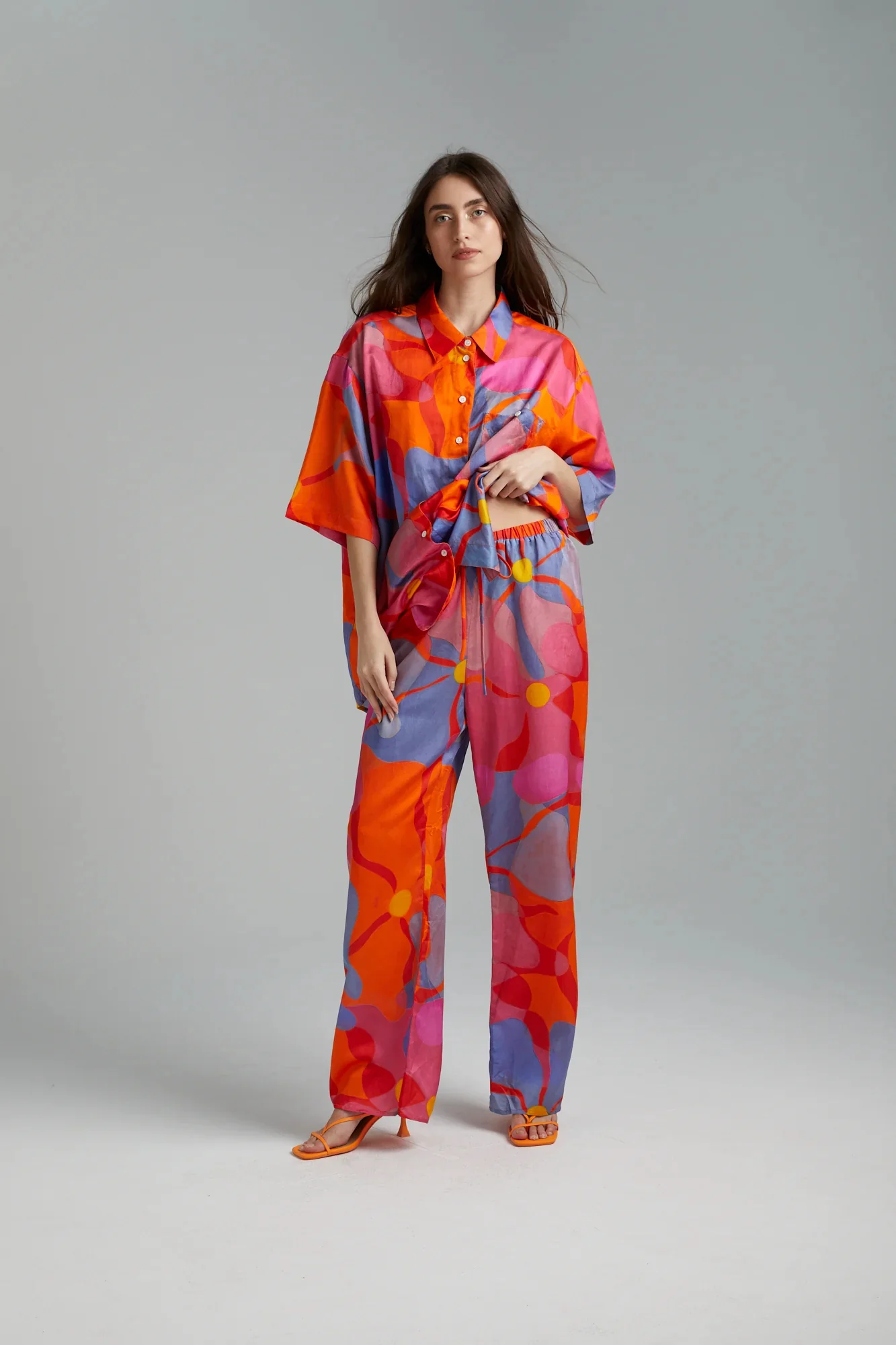 SUMMI SUMMI Womens Silk Elastic Waist Drawstring Pant - Melted Blooms - Image 2