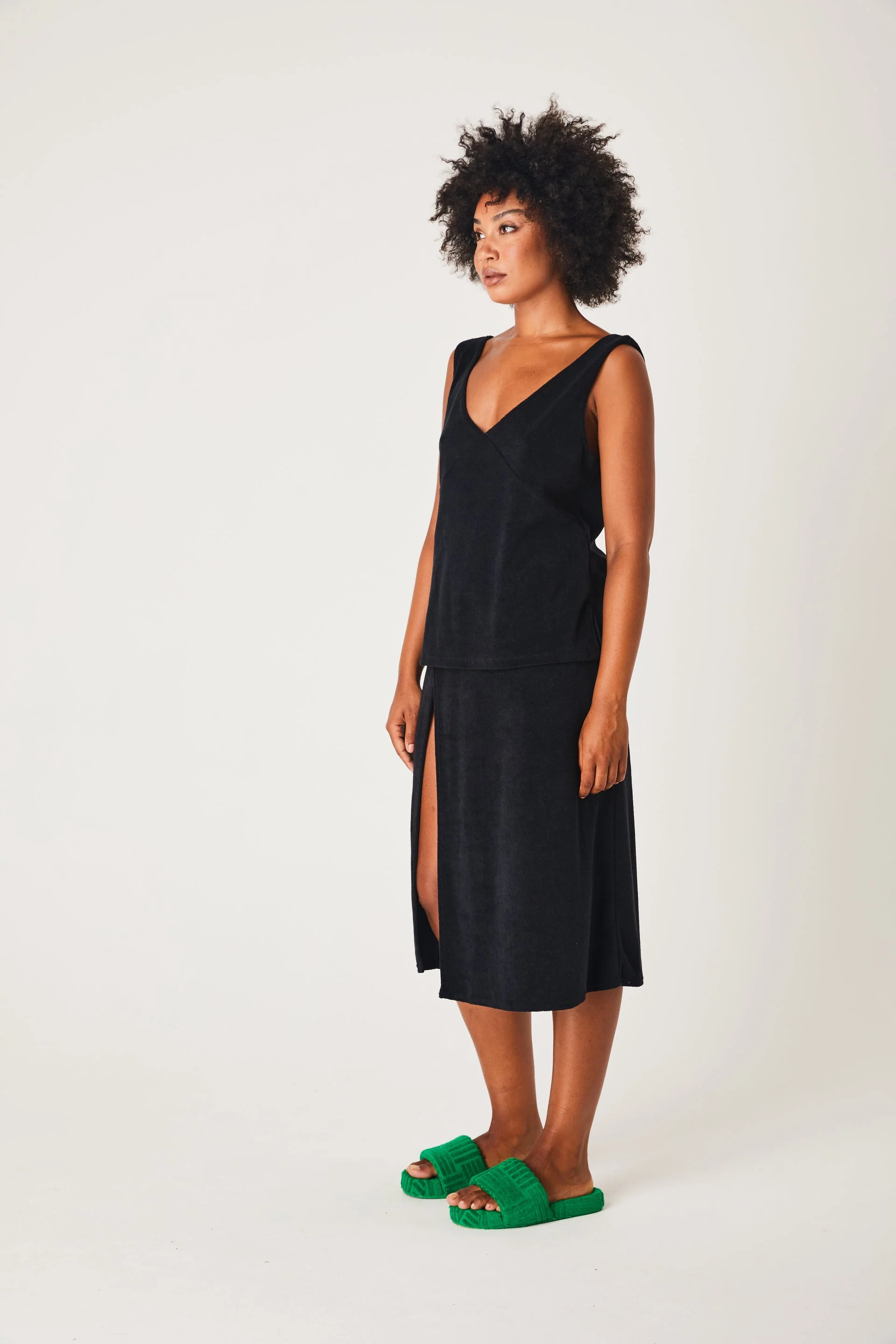 SUMMI SUMMI Womens Terry Loose V- Neck Top Black - Image 4