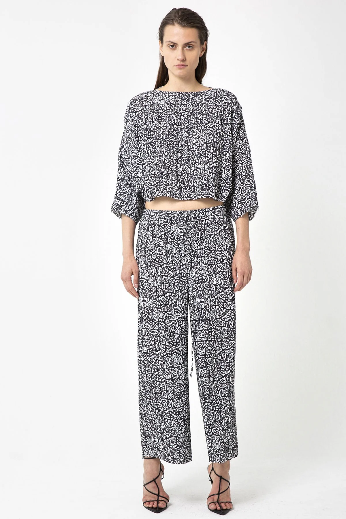 Third Form WOMENS PANTHA PLEAT PANT BLACK PANTHER - Image 2